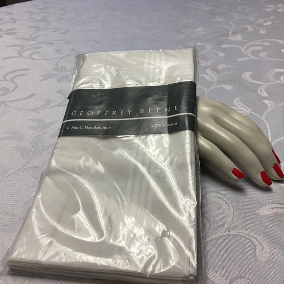 Vintage Geoffrey Beene Mens 6 Pk Handkerchiefs Permanent Press Poly Cotton White - Picture 1 of 4
